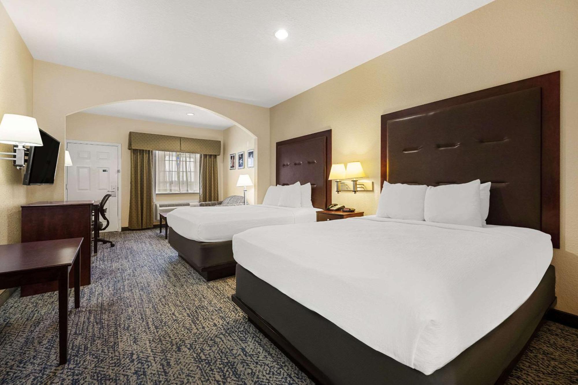Quality Inn & Suites Cypress Exteriér fotografie