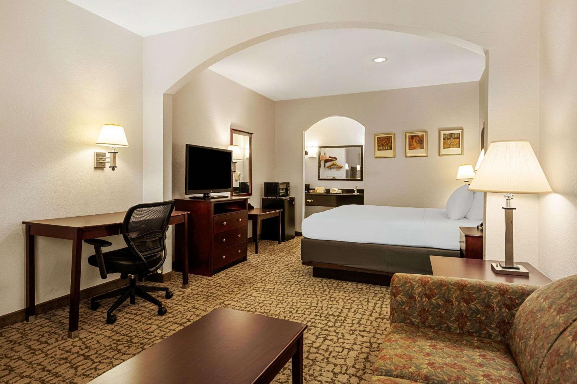 Quality Inn & Suites Cypress Exteriér fotografie